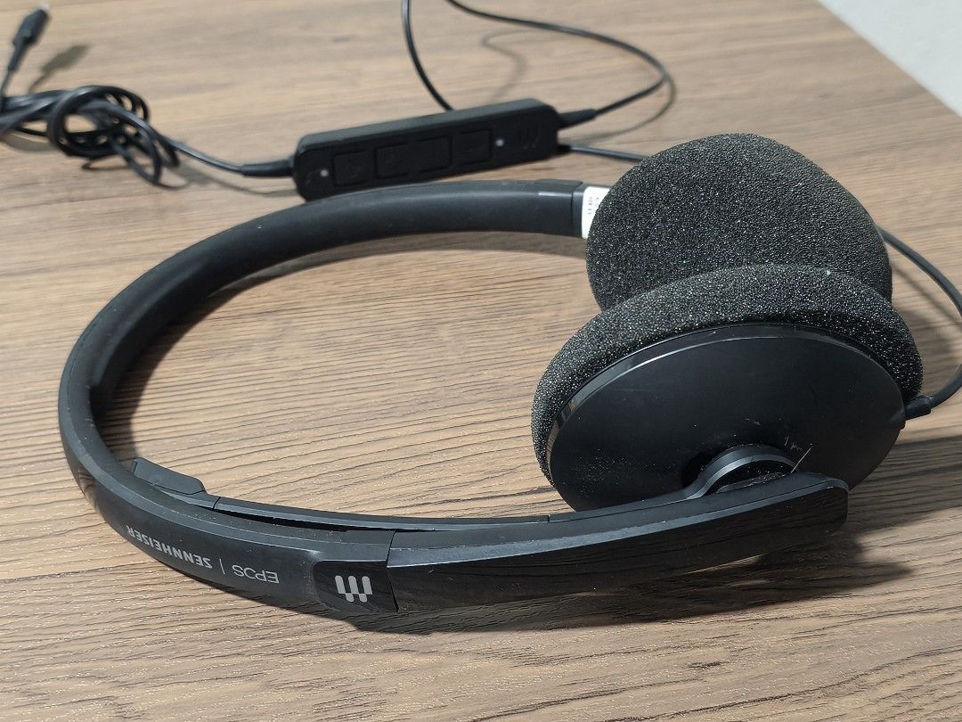 EPOS | SENNHEISER Adapt 160T USB-C II Headset (Category: Headphones & Headsets) located in Batangas. Submitted by online_seller123 (Listing ID 1452099393, Image 2). Description: - EPOS | SENNHEISER Adapt 160T USB-C II Headset (Model SCWH18) - Easy USB-C connectivity - Convenient inline controls for calls and audio - Comfortable on-ear design - Ideal for work calls, online meetings, and general audio listening Integrations: Microsoft Teams Zoom Wo
