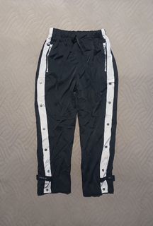 (Category: ) located in . Submitted by jcthrifting (Listing ID 1451938896, Image 1). Description: .