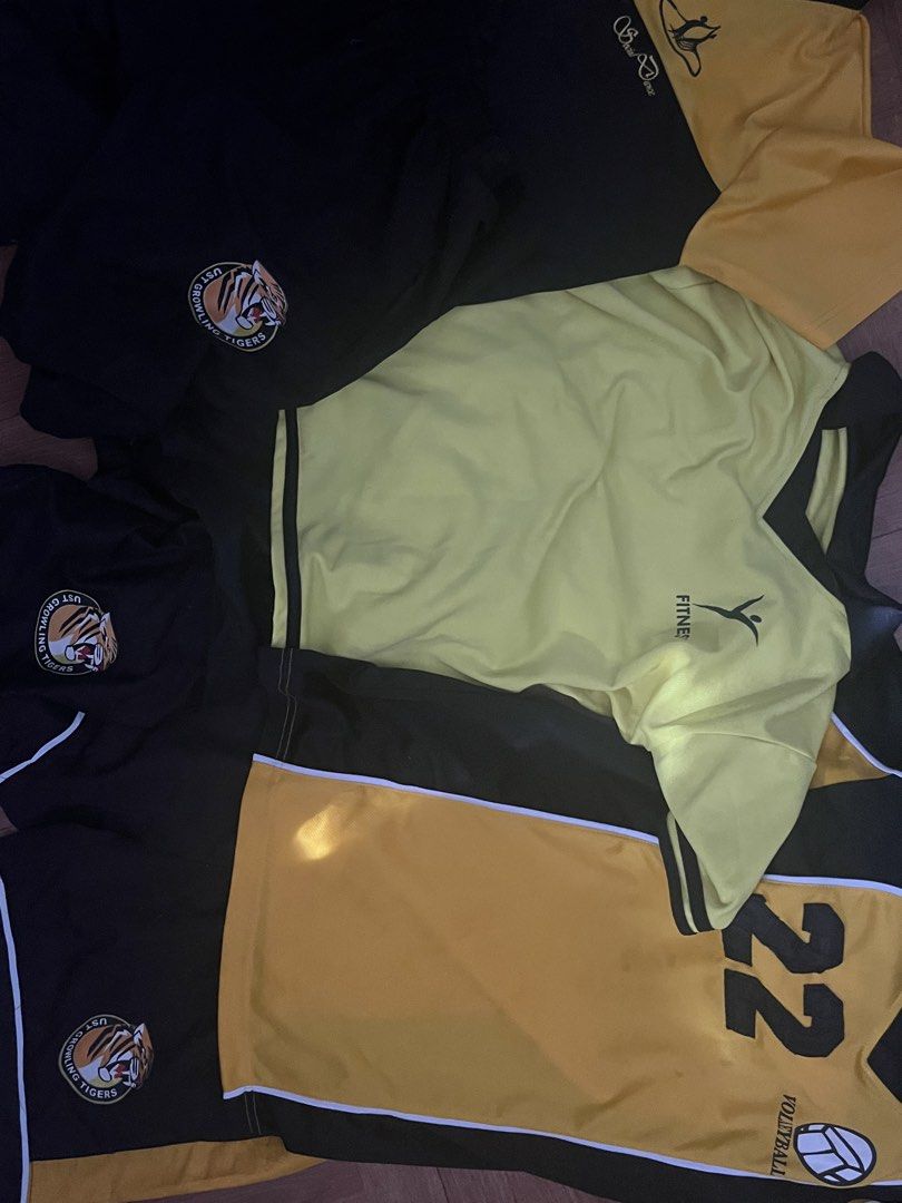 FITNESS PATHFIT SMALL SET UNIF ust (Category: Activewear) located in Marilao. Submitted by aokiikoa (Listing ID 1452016792, Image 2). Description: .