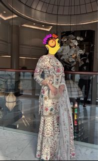 (Category: ) located in . Submitted by clearingCloset (Listing ID 1451985591, Image 1). Description: .