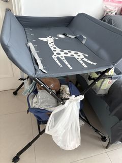（分類：）位於 。 由 bigmovingsales 提交（商品編號 1451936008，圖片 1）。簡介： 。