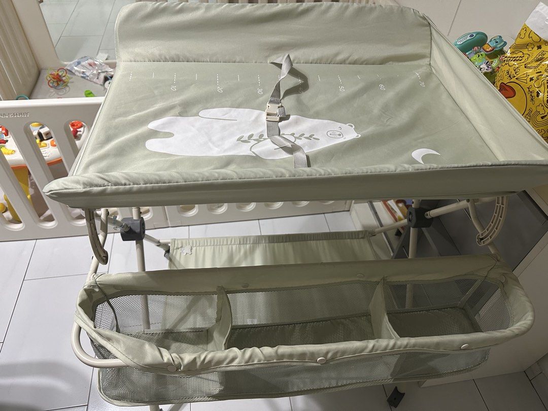 Foldable Changing table (Category: Changing Mats & Accessories) located in Singapore. Submitted by clarayingyuan (Listing ID 1452050527, Image 2). Description: .