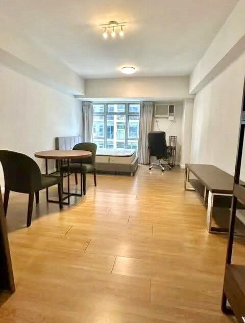 FOR LEASE - Studio unit in Verve Residences Bgc (Category: Apartments & Condos) located in Manila. Submitted by bon.eric (Listing ID 1451913441, Image 2). Description: FOR LEASE 📍Verve Residences ✔️ Tower 1 ✔️ Studio unit ✔️ 36 sqm ✔️ High floor (35th floor) ✔️ Furnished ✔️ No pets ✔️ No parking ✅Price:₱40k/month 👉inclusive of dues 👉1 year contract.