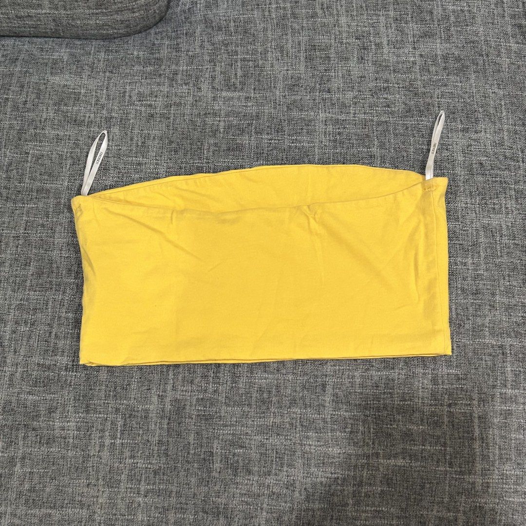 Forever 21 Yellow Tube Top (Category: Others Tops) located in Quezon City. Submitted by tdclutters (Listing ID 1452060850, Image 3). Description: * Used only once during my Disneyland trip * Size: Medium * RFS: not into tube tops anymore.