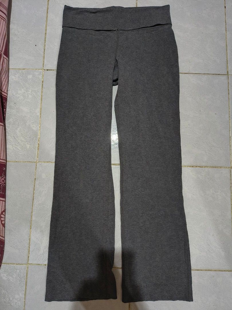 GapBody Grey Lounge Pants (Category: Other Bottoms) located in Aringay. Submitted by ger.0 (Listing ID 1452036715, Image 1). Description: - Brand: GapBody - Style: Wide-leg lounge pants - Color: Grey - Features: Soft fabric, elastic waistband - Perfect for: Lounging at home, running errands, casual wear.