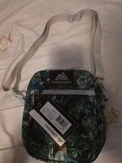 （分類：）位於 。 由 tkcfatchung 提交（商品編號 1452098024，圖片 1）。簡介： 。