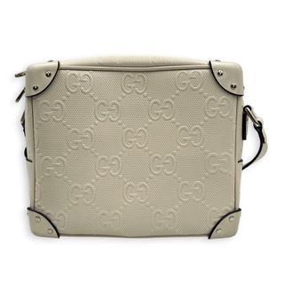 (Category: ) located in . Submitted by carousellluxury (Listing ID 1451957559, Image 1). Description: .