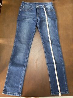 (Category: ) located in . Submitted by k_and_k_preloved_corner (Listing ID 1452001820, Image 1). Description: .