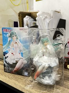 (Category: ) located in . Submitted by zhy2604 (Listing ID 1452016208, Image 1). Description: .