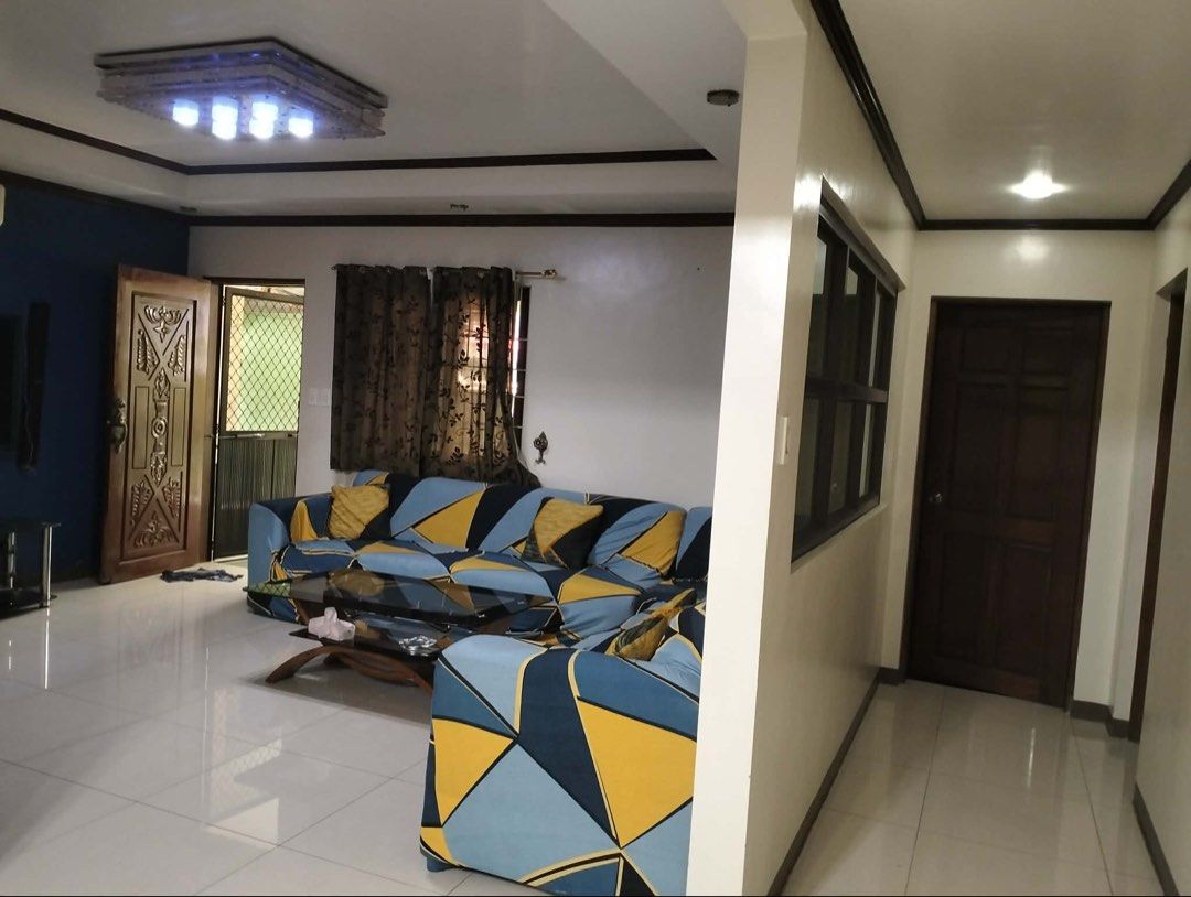 House for rent in Imus,Cavite (Category: House & Lot) located in Imus. Submitted by eric_asi (Listing ID 1451942241, Image 1). Description: - Fully Furnished -3 Bedrooms -2 Bathrooms -water provider: Maynilad PRIME LOCATION: close to schools, public market,and shopping mall - beside Boodle Bilao restaurant -5 minutes walk to The District Imus Ayala Mall and Emilio Aguinaldo Highway - 6 minutes walk to Daang Hari Road Rental Terms: -15,000 per mon