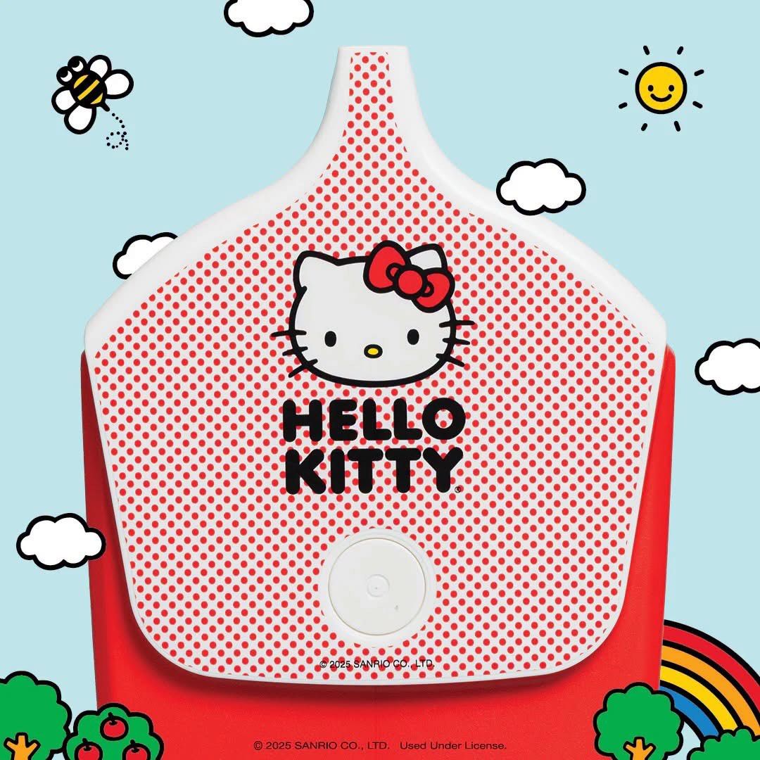 Igloo Hello Kitty Red Apples Little Playmate 7 Qt Cooler (Category: Food Organization & Storage) located in Quezon City. Submitted by unicornmanila (Listing ID 1452080154, Image 3). Description: 🦄 Igloo Hello Kitty Red Apples Little Playmate 7 Qt Cooler 🦄 Preorder - ETA 3-4 weeks only 🦄 50% down payment only.