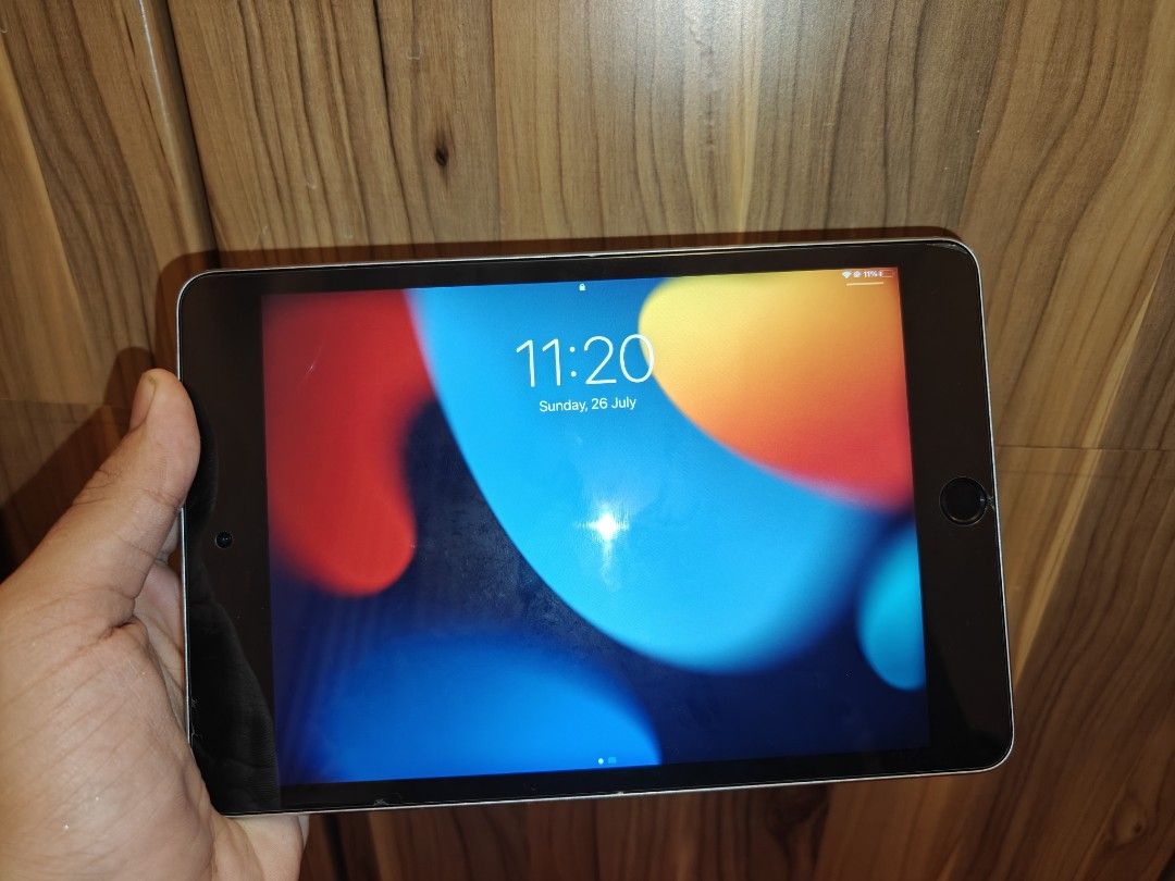 iPad mini （分類：平板電腦 - iPad）位於 Hong Kong。 由 tareek 提交（商品編號 1452074583，圖片 2）。簡介： its a fully working ipad with no issues。