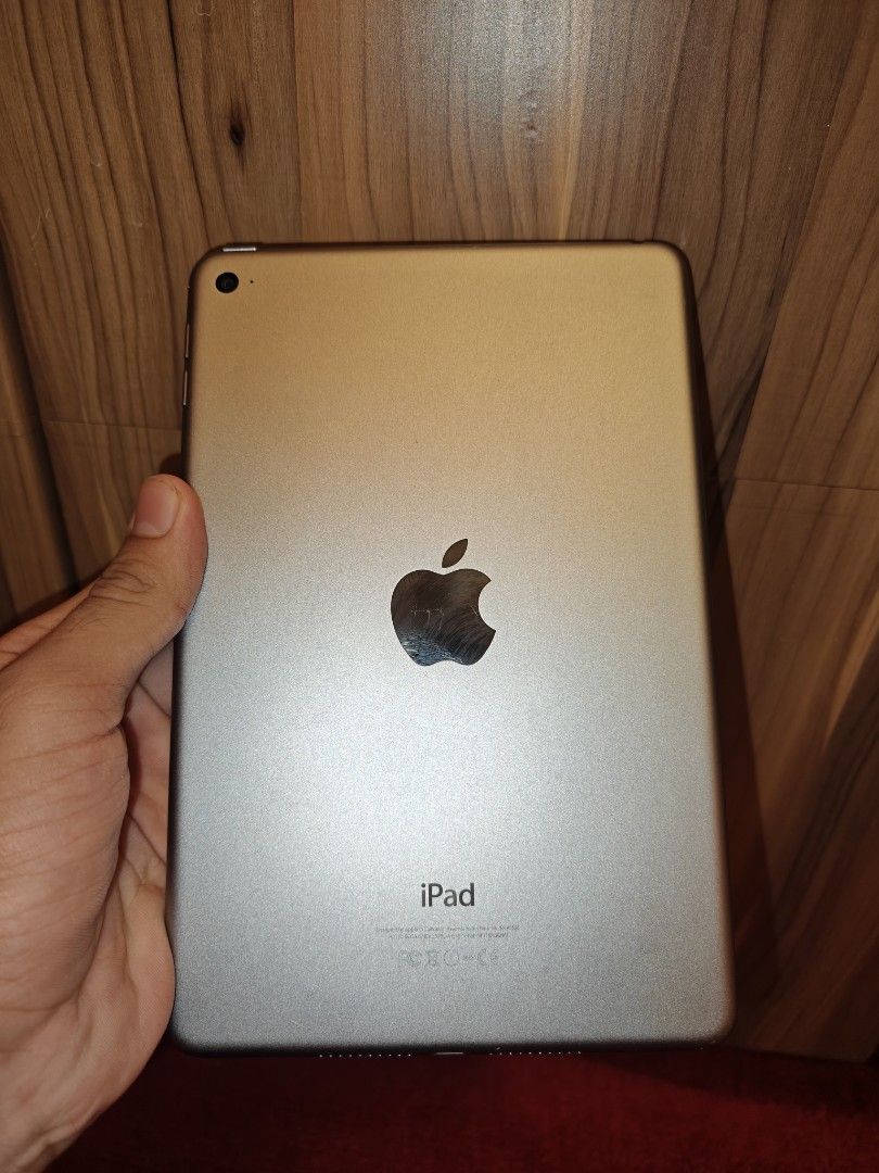 iPad mini （分類：平板電腦 - iPad）位於 Hong Kong。 由 tareek 提交（商品編號 1452074583，圖片 1）。簡介： its a fully working ipad with no issues。