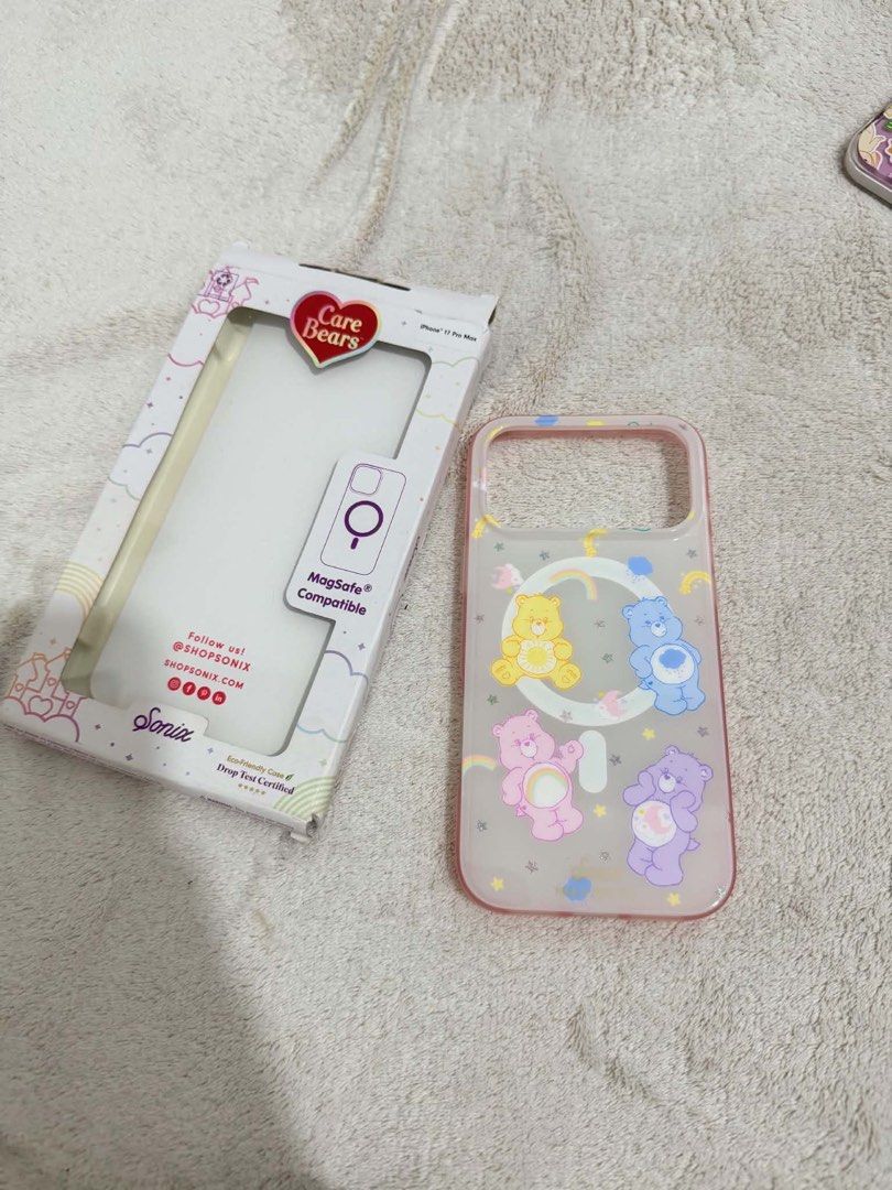 Iphone 17 Pro Max Cases (Category: Cases & Sleeves) located in Manila. Submitted by declutteringtee (Listing ID 1451903043, Image 3). Description: .