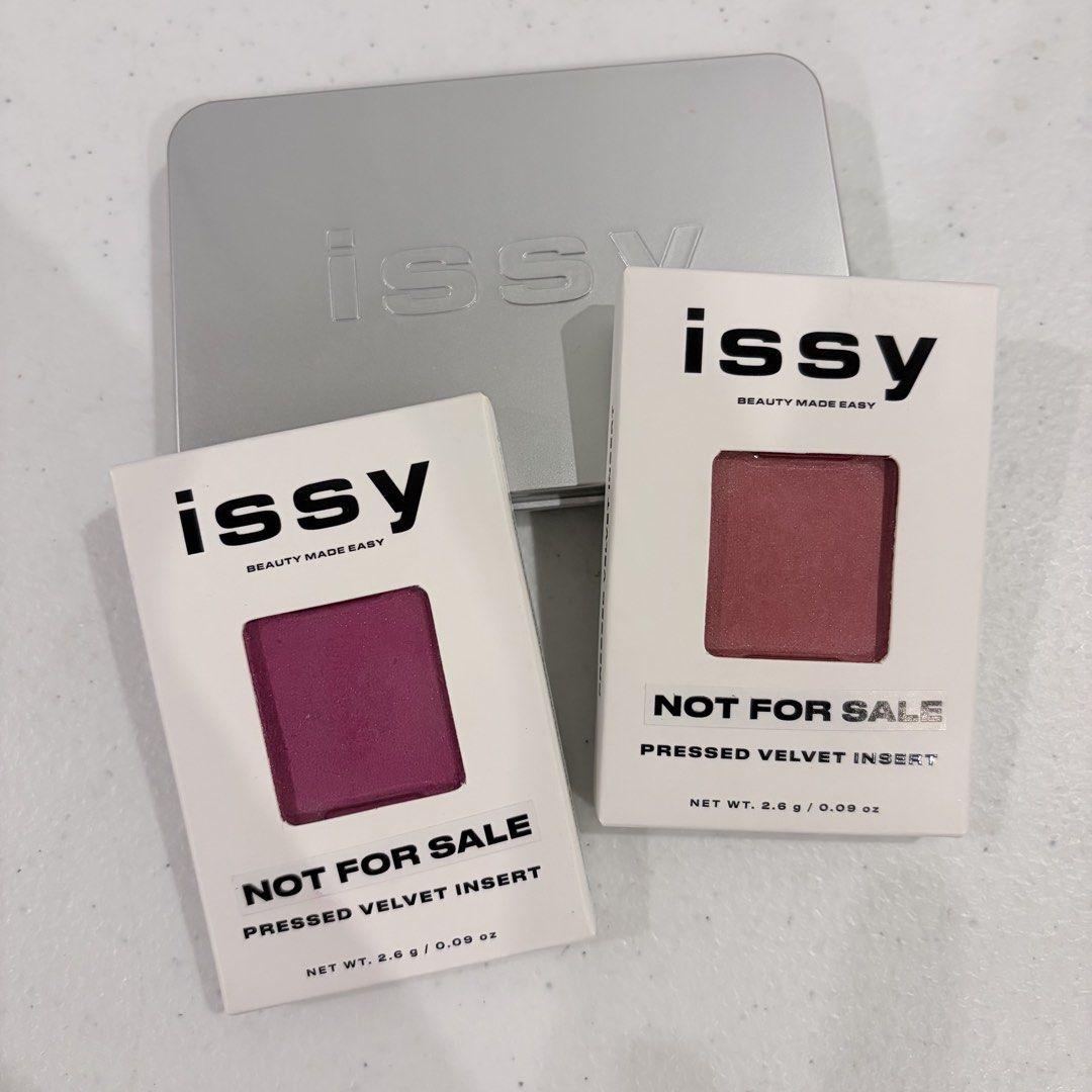 [issy] pressed velvet insert set - risque + nectar (Category: Makeup) located in Manila. Submitted by jjonghanies (Listing ID 1452037012, Image 1). Description: 📍 used once each! no cracks, still in good condition — magnetic palette still has box + pin! rfs: colors not for me / too pigmented for my usual routine.