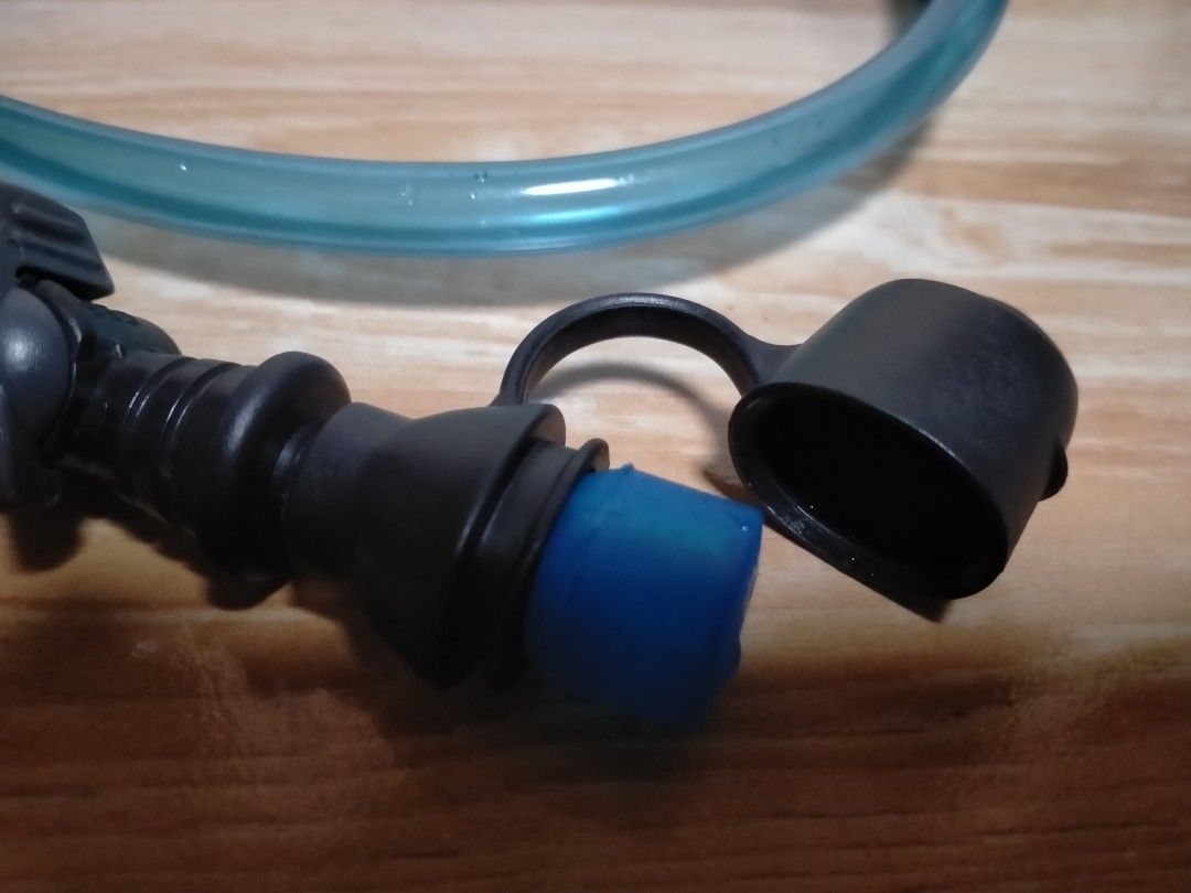KARRIMOR HYDRATION BLADDER HOSE (Category: Bicycles) located in Cabuyao City. Submitted by Bike_Clothing10 (Listing ID 1451983720, Image 3). Description: READ FIRST... FOR SALE: KARRIMOR HYDRATION BLADDER HOSE Excellent Condition Looks New Tested Only PRICE: 400 Fixed + SF PICK UP OR SHIPPING LOCATION: Cabuyao Laguna -NO COD/COP- DM📩.