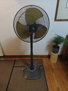 (Category: ) located in . Submitted by jycksaw (Listing ID 1452046989, Image 1). Description: .