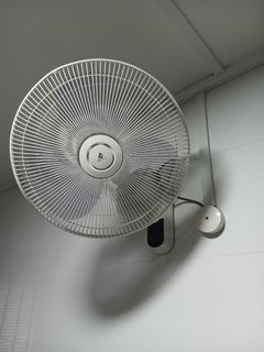 (Category: ) located in . Submitted by zhofar (Listing ID 1451903397, Image 1). Description: .