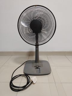 (Category: ) located in . Submitted by giftpalace (Listing ID 1451952377, Image 1). Description: .