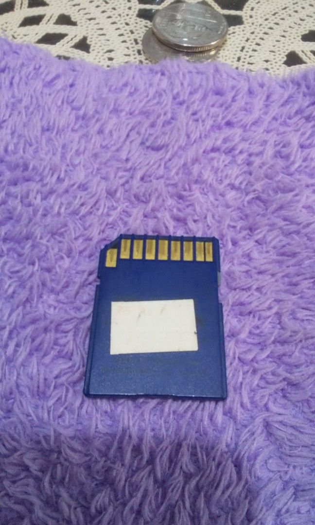 Kingston 1GB SD Card (Category: Memory & SD Cards) located in Binan City. Submitted by rpute (Listing ID 1451959826, Image 2). Description: - Kingston 1GB SD Card - Tested and works well - Perfect for adding extra storage to cameras, phones, or other compatible devices - Selling as it's no longer needed - Feel free to ask any questions!.