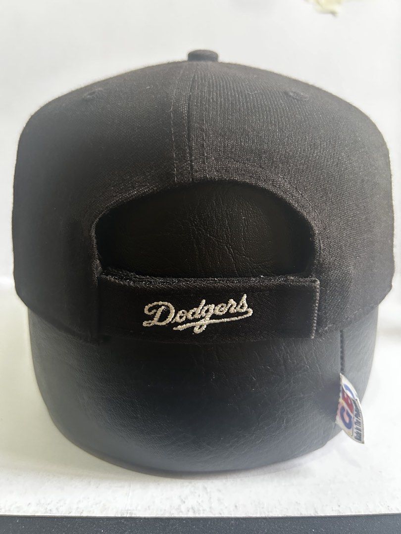 LA (Category: Caps & Hats) located in Manila. Submitted by fierce_capgame (Listing ID 1451981701, Image 3). Description: .