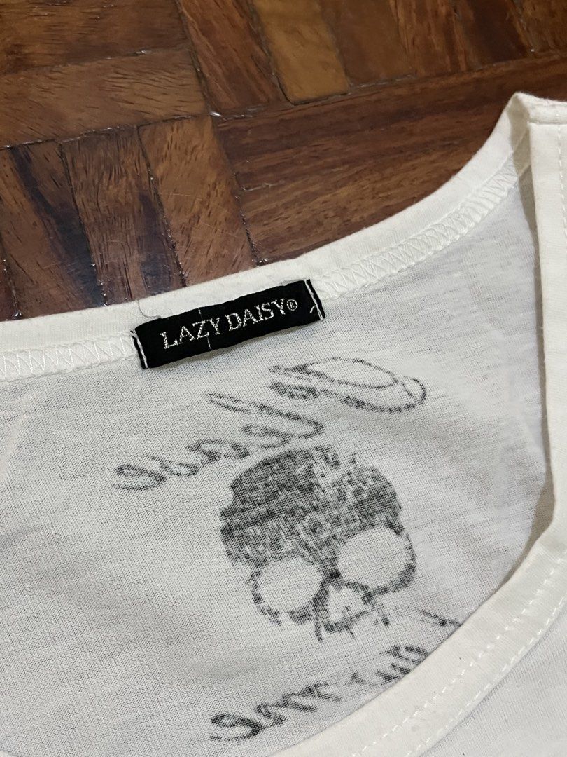 Lazy Daisy Archive Skull Shirt (Category: Tshirts & Polo Shirts ) located in Paranaque City. Submitted by esotericgarbage_ (Listing ID 1452086504, Image 3). Description: 15x24.5 Issue: Small stains.