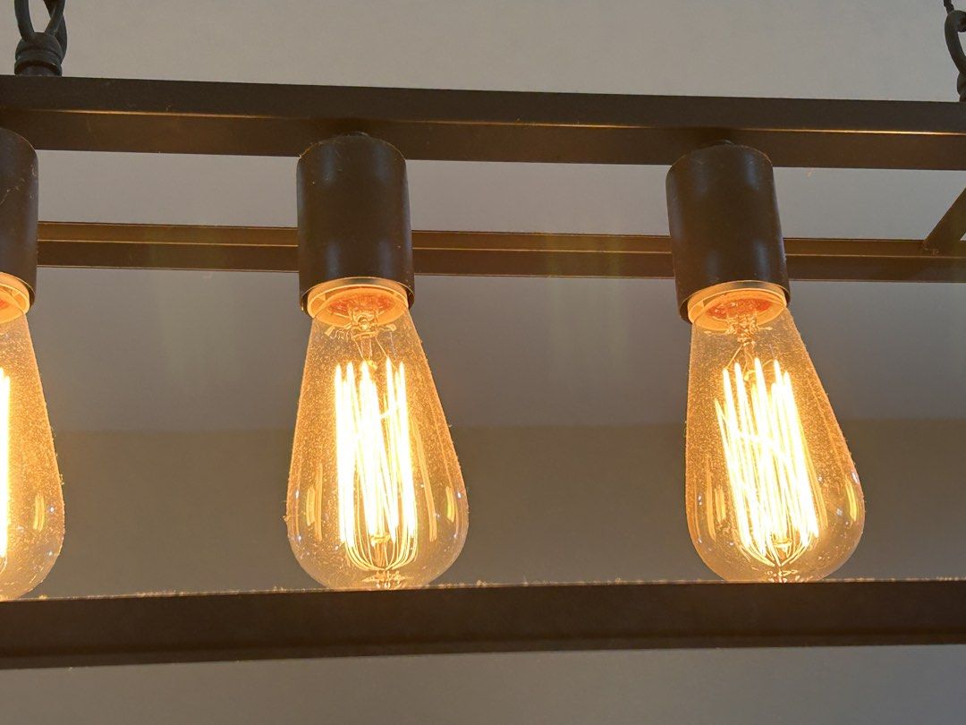 Light (Category: Lighting) located in Kuala Lumpur. Submitted by happy_nauzer (Listing ID 1451978852, Image 3). Description: Deco light seldom use together with lamp..
