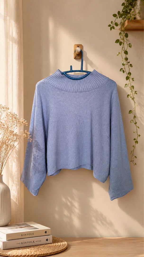 Light Blue Mock Neck Cropped Sweater (Category: Longsleeves) located in Subang Jaya. Submitted by nurunnisaaa (Listing ID 1451961385, Image 1). Description: - Super soft light blue sweater - Mock neck design - Cropped hem - Wide sleeves for a relaxed fit - Versatile for layering or wearing alone - Easy to style with jeans or skirts Saiz: suitable for S, M .