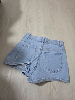 (Category: ) located in . Submitted by bel_h (Listing ID 1452060891, Image 1). Description: .