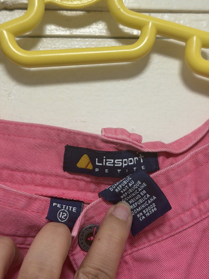 Lizsport Pink Shorts (Category: Shorts) located in Bacoor. Submitted by abbybartolome (Listing ID 1452089999, Image 3). Description: - Lizsport Petite pink shorts - Button and zip closure - One back pocket with button - Comfortable and casual style - Perfect for everyday wear -FITS 29-30 inches.
