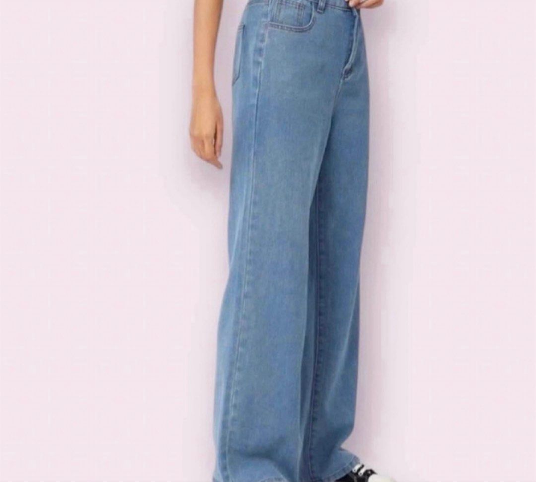Lovito Wide Leg Jeans Large 30-31 (Category: Jeans) located in Rizal. Submitted by cassappl (Listing ID 1451991231, Image 1). Description: - Super comfy light wash jeans - Wide leg fit - High waisted style - Perfect for casual wear - Easy to pair with any top - Relaxed and comfortable feel.