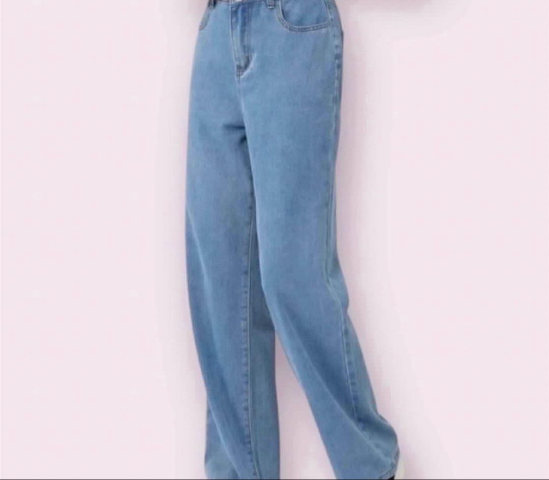 Lovito Wide Leg Jeans Large 30-31 (Category: Jeans) located in Rizal. Submitted by cassappl (Listing ID 1451991231, Image 2). Description: - Super comfy light wash jeans - Wide leg fit - High waisted style - Perfect for casual wear - Easy to pair with any top - Relaxed and comfortable feel.