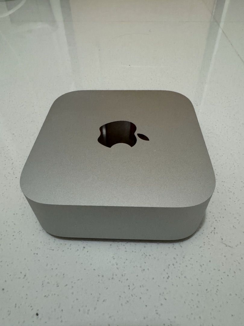 Mac mini (Category: Desktops) located in Singapore. Submitted by rawlie (Listing ID 1451943282, Image 2). Description: Purchased in March 2026. Used only for a week or so and then shifted focus. As good as new. 10C/ 16 GB / 256 Drive.