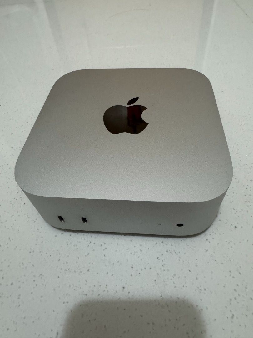 Mac mini (Category: Desktops) located in Singapore. Submitted by rawlie (Listing ID 1451943282, Image 1). Description: Purchased in March 2026. Used only for a week or so and then shifted focus. As good as new. 10C/ 16 GB / 256 Drive.