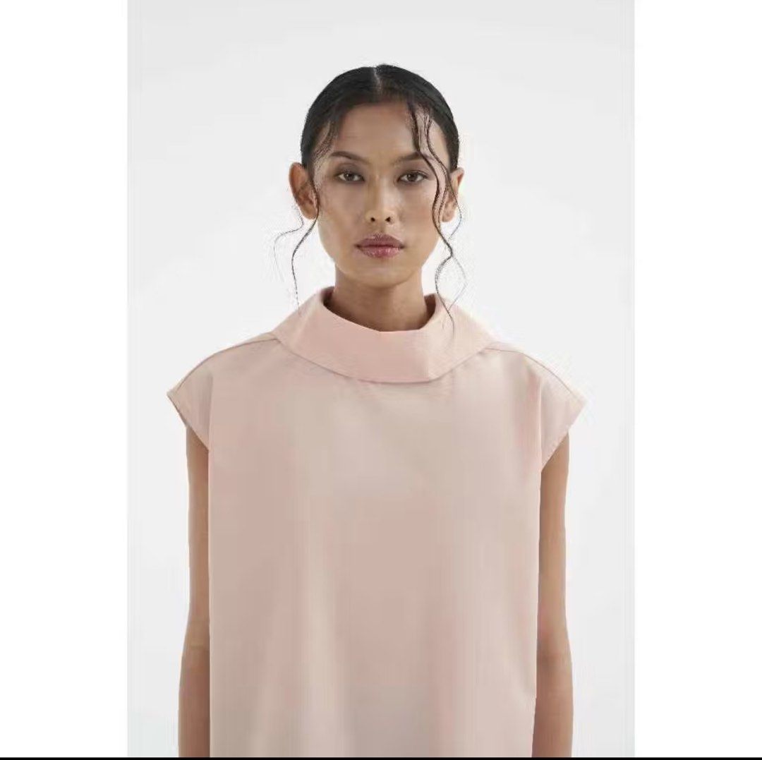 Masshiro & co - Amana Pink Salt (Kategori: Atasan) berada di Jakarta Timur. Dikirim oleh atid3384 (ID iklan 1452027518, Gambar 3). Deskripsi: Never been used, size XS. .
