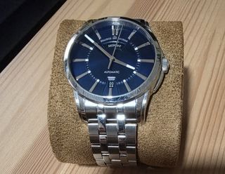 (Category: ) located in . Submitted by justwatches (Listing ID 1451986222, Image 1). Description: .