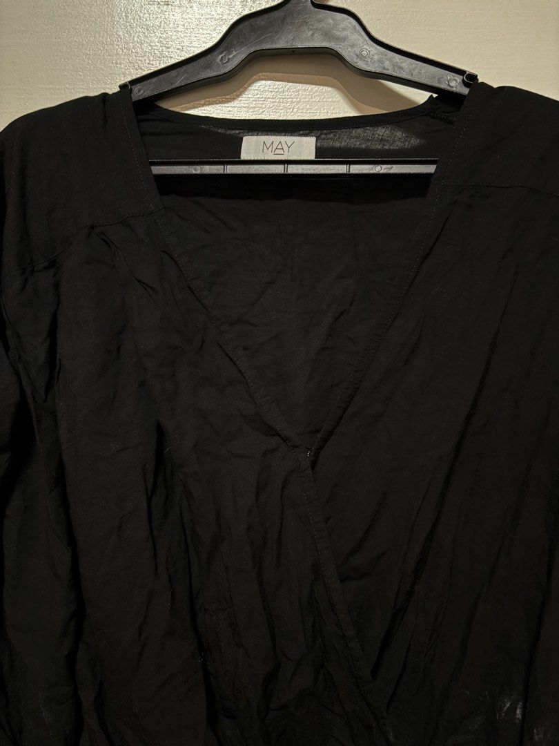 MAY Black Long Sleeve Wrap Top Size 8 (Category: Blouses) located in Taguig. Submitted by cftbncs (Listing ID 1452035694, Image 2). Description: - MAY black long sleeve top - Wrap style with V-neck - Lightweight material - Size 8 - Ideal for layering or wearing solo.