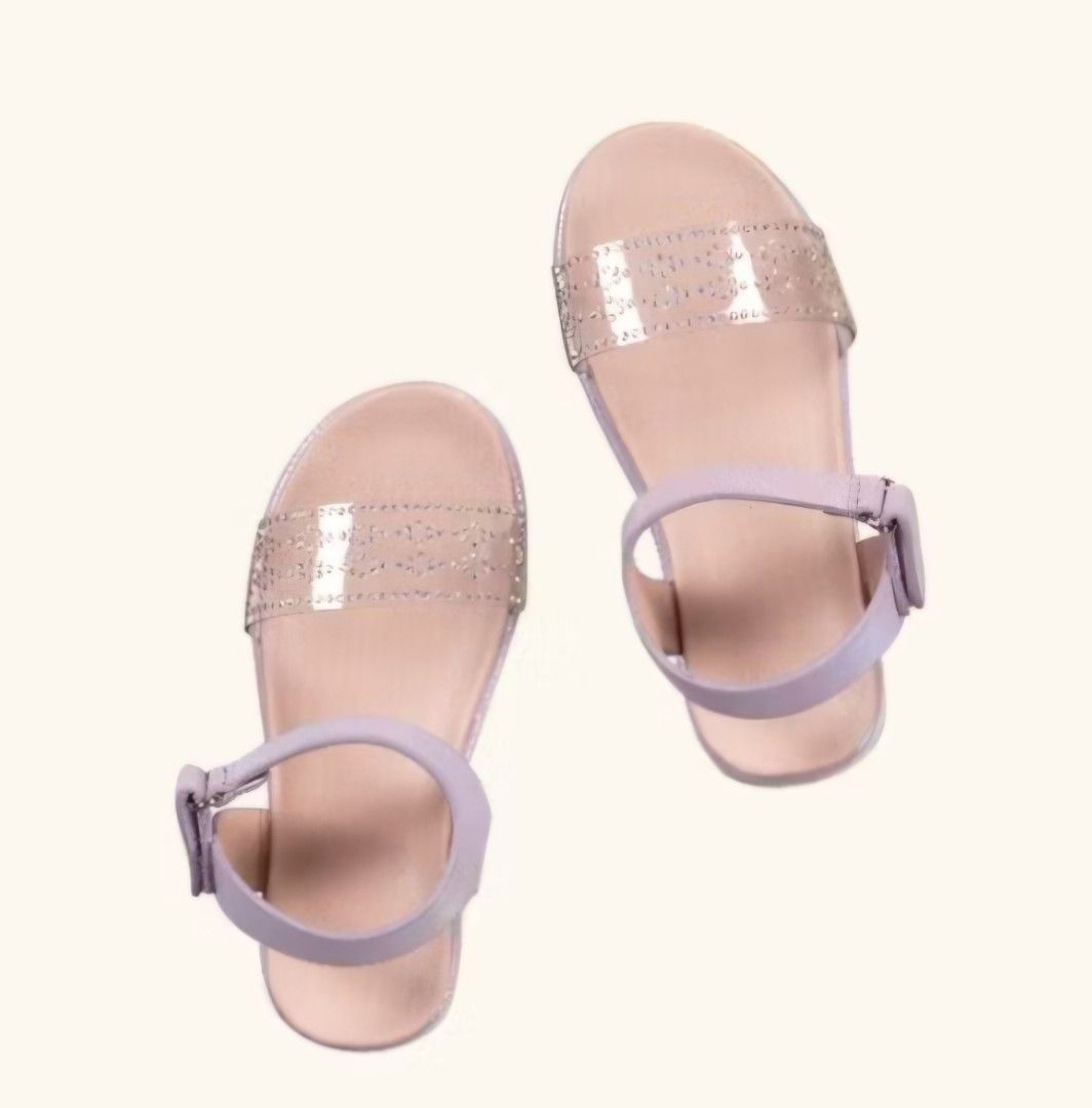 Meet My Feet glitter sandals (Category: Babies & Kids Fashion) located in San Juan City. Submitted by bianca_0 (Listing ID 1452028703, Image 1). Description: size 29 used w/ box.
