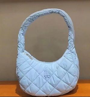 （分類：）位於 。 由 anglebobo4466 提交（商品編號 1447330503，圖片 1）。簡介： 。