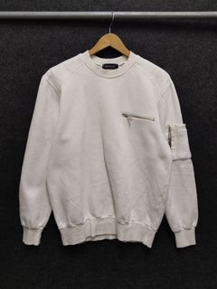 (Category: ) located in . Submitted by revibethriftstore (Listing ID 1452040354, Image 1). Description: .