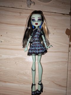 (Category: ) located in . Submitted by monsterhigh332 (Listing ID 1452050622, Image 1). Description: .