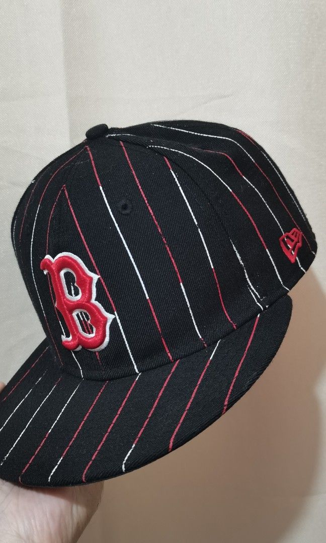 New Era Bostonton Red Sox Wool cap (Category: Caps & Hats) located in General Santos City (Dadiangas). Submitted by capitenyo (Listing ID 1451976605, Image 2). Description: Original Boston Red Sox 59fifty New Era Cap - Retro - Pin Stripe - Flat Brim/Visor Size - 7 3/8 Fitted Materials - 100% Wool Color rate - 9.5/10 Condition - Used, Good GCASH Mode of Payment JNT door to door or LBC COP (Cash On Pick-up branch).