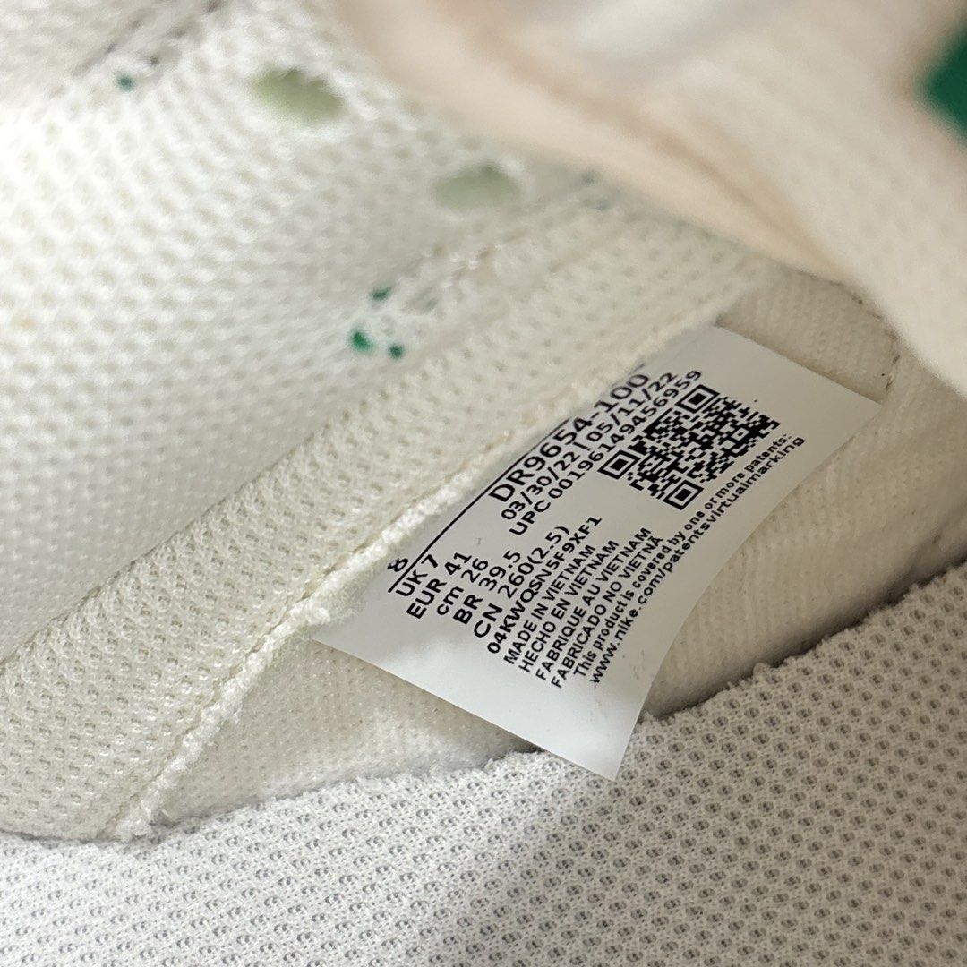 Nike Dunk Low SE “Lottery Pack- Gren (Category: Casual Shoes) located in Taguig. Submitted by _esse (Listing ID 1452023439, Image 3). Description: Nike Dunk Low SE “Lottery Pack- Green Brand new and Original with receipt Size: Mens US 8 / Women’s US 9.5.