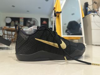 (Category: ) located in . Submitted by sneakerlover217 (Listing ID 1452049175, Image 1). Description: .