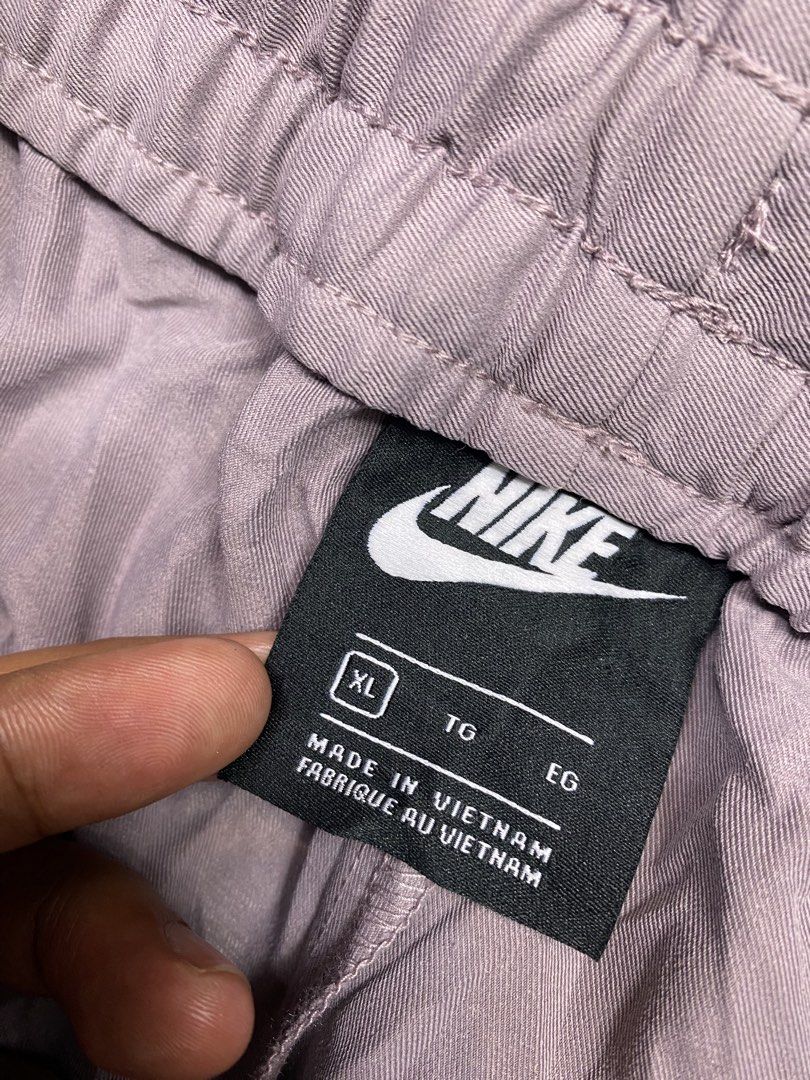 Nike Track Pants Joggers XL Purple (Category: Joggers) located in Cebu City. Submitted by theloose.thread (Listing ID 1452070404, Image 2). Description: - Purple Nike track pants - Size XL - Elastic waistband with drawstring - Cuffed ankles - Two side pockets - Made in Vietnam.