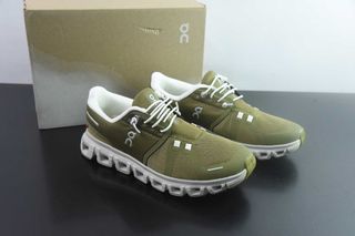 (Category: ) located in . Submitted by khai.uasneakers (Listing ID 1451678863, Image 1). Description: .