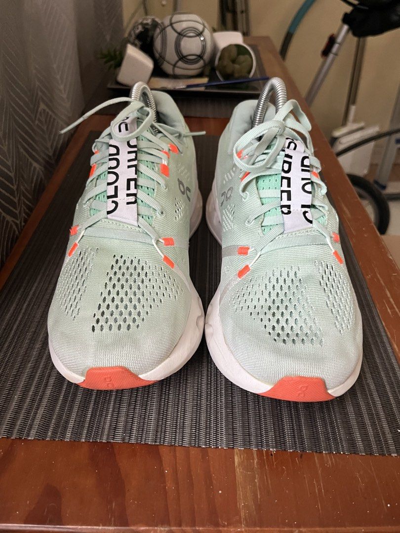 On Cloudsurfer (Category: Sneakers) located in Las Pinas. Submitted by deepsouthe (Listing ID 1451993711, Image 3). Description: On Cloudsurfer mens sz8, 7.5uk, 41eu, 26cm Excellent condition Legit pair, no box Php5,200 plus sf Las Pinas area.