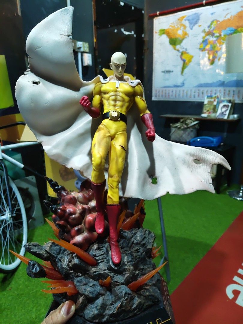 One Punch Man Saitama & Naruto Sasuke Figure Set (Category: Toys & Games) located in Klang. Submitted by namiahooo (Listing ID 1451923543, Image 2). Description: - Set of 2 detailed anime figures - Saitama (One Punch Man) figure on rocky base with fiery effects - Sasuke (Naruto) figure with crow and fire effects - Perfect addition to any anime fan's collection Saitama figure RM 150 ITACHI FIGURE RM 120.