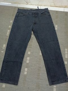 (Category: ) located in . Submitted by ha.thrift.store (Listing ID 1451966942, Image 1). Description: .