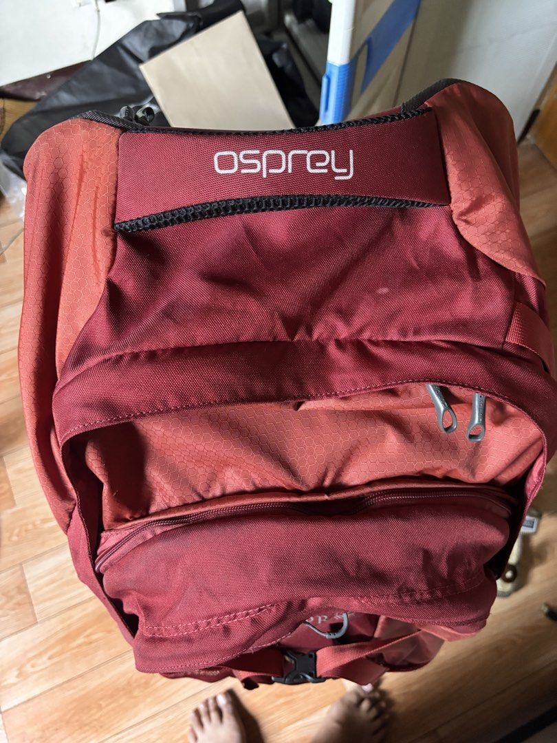 Osprey Farpoint 70 Travel Backpack Red (Category: Backpacks) located in Caloocan City. Submitted by juanmig_bundok (Listing ID 1451953949, Image 2). Description: - Osprey Farpoint 70 travel backpack - Color: Red - Ideal for travel, offering ample space - All zippers are in excellent working condition - Adjustable straps for a comfortable fit - Convenient side mesh pockets - Ready for your next adventure! - option to become 2 bags- 1 small backpac